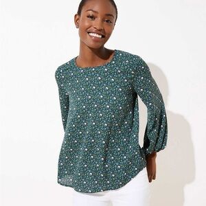 Loft Women’s S Ditsy Bloom Drape Top Blouse Long Sleeve Green Floral Top